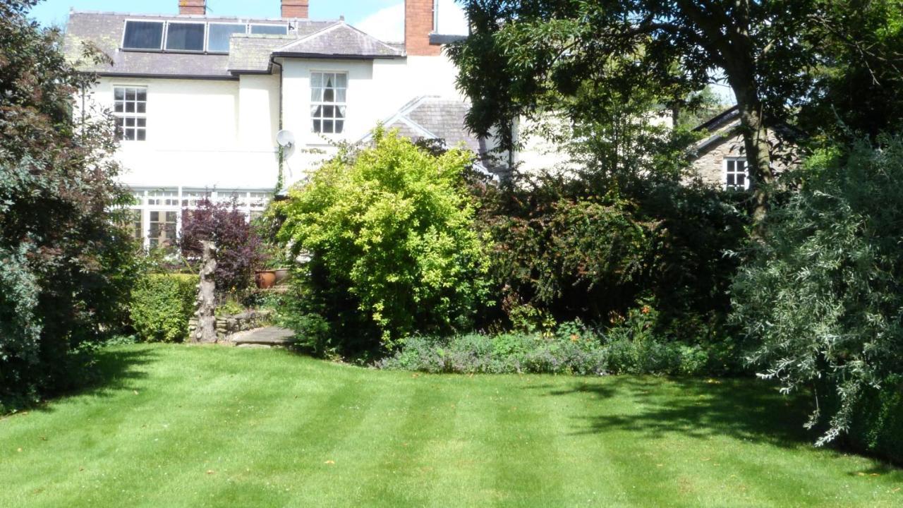 The Old Vicarage Self-Contained Apartments North Lydbury Exterior photo